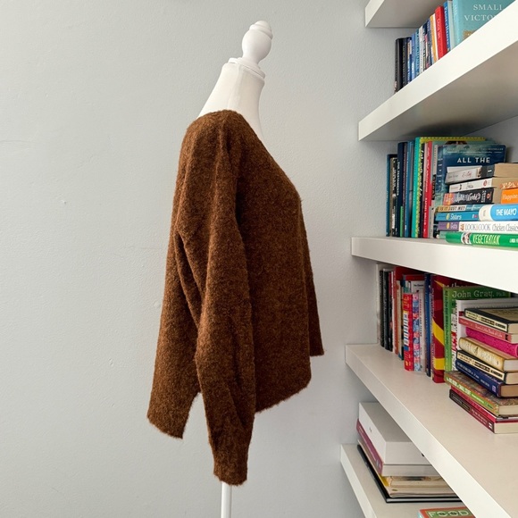 Peruvian Connection Brown V-neck Alpaca Sweater Large - Picture 7 of 13